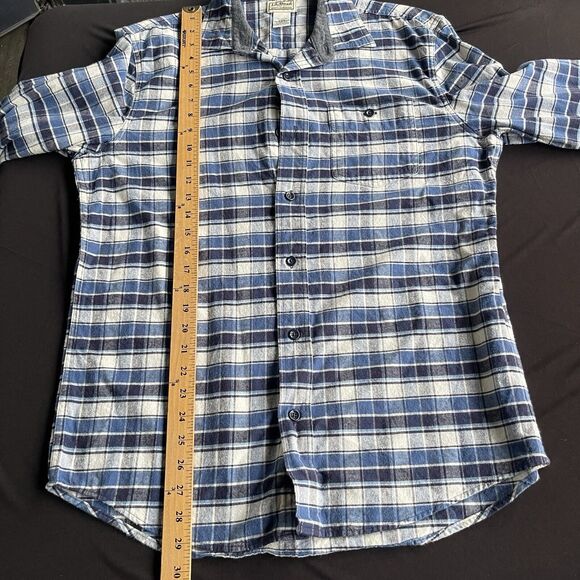 LL Bean Flannel Shirt Mens Medium Plaid Slightly Fitted Cotton Outdoor Button Up - Picture 7 of 8